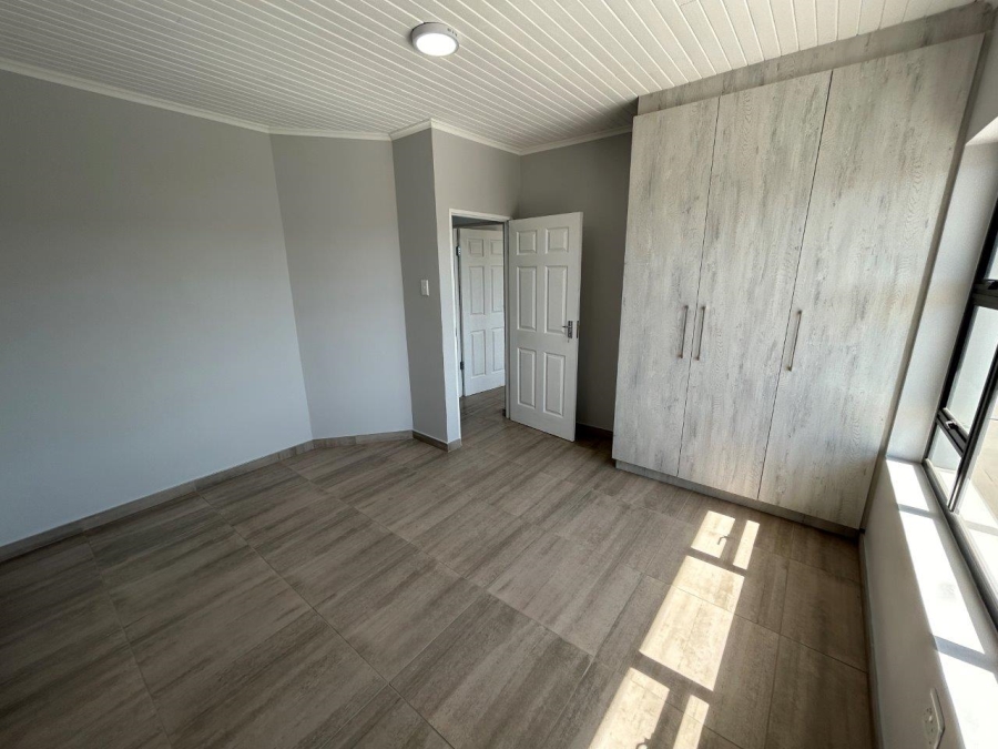 9 Bedroom Property for Sale in Jeffreys Bay Central Eastern Cape